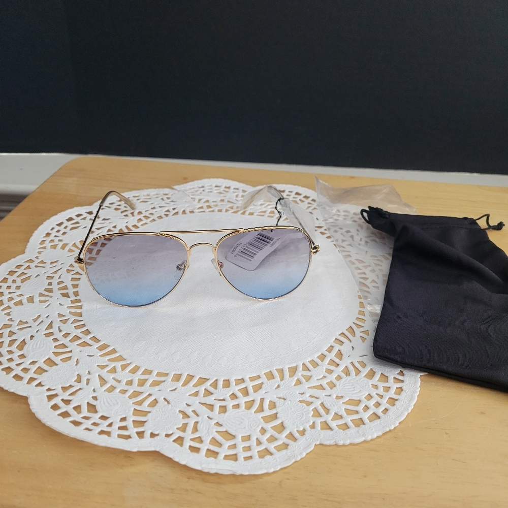 Kendall & James Avaiator Sunglasses Two Tone Mirror Lenses New With Case